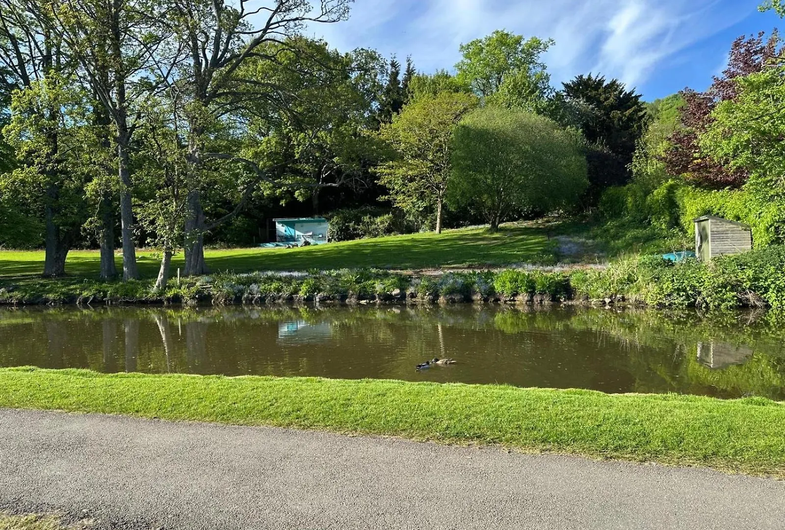 Casa vacanze Canalside Lovely Location Walking Distance To East Riddlesden Hall Close To Worth Valley Railway , Haworth, Skipton, Ilkley & Backs On To The Leeds-Liverpool Canal Keighley