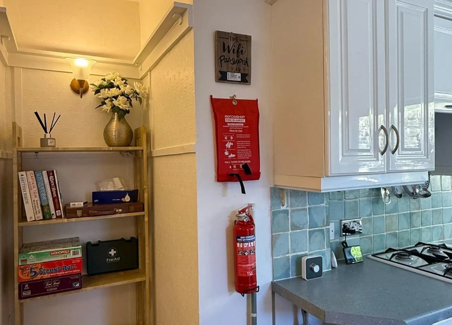 Canalside Lovely Location Walking Distance To East Riddlesden Hall Close To Worth Valley Railway , Haworth, Skipton, Ilkley & Backs On To The Leeds-Liverpool Canal Keighley Casa vacanze