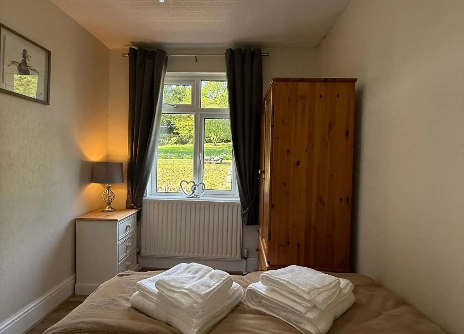 Canalside Lovely Location Walking Distance To East Riddlesden Hall Close To Worth Valley Railway , Haworth, Skipton, Ilkley & Backs On To The Leeds-Liverpool Canal Keighley 0*,